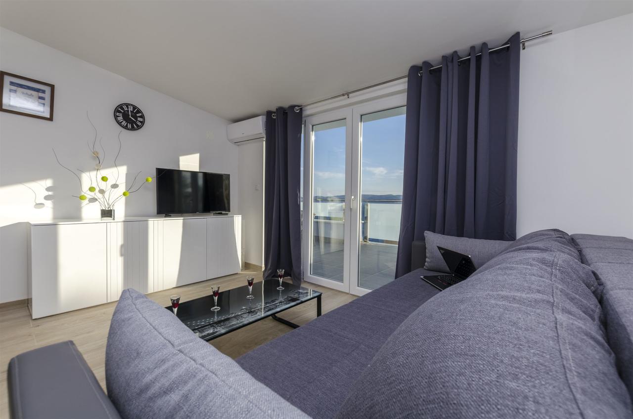 Apartments Lorenzo Локва-Рогозница Экстерьер фото